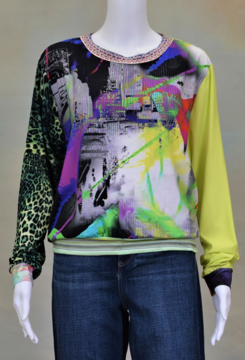 One of a Kind Fun Banded Jersey Pullover Large 709